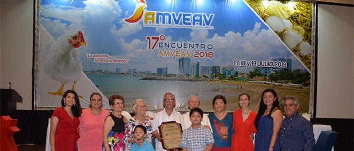 amveav-homenaje.jpg