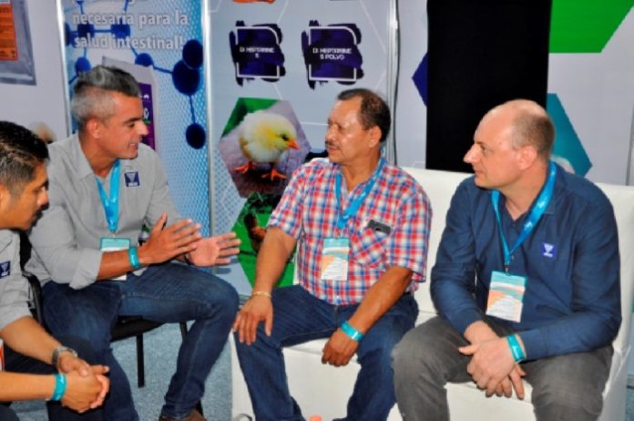 participacion-vetanco-encuentro-amveav-2.jpg
